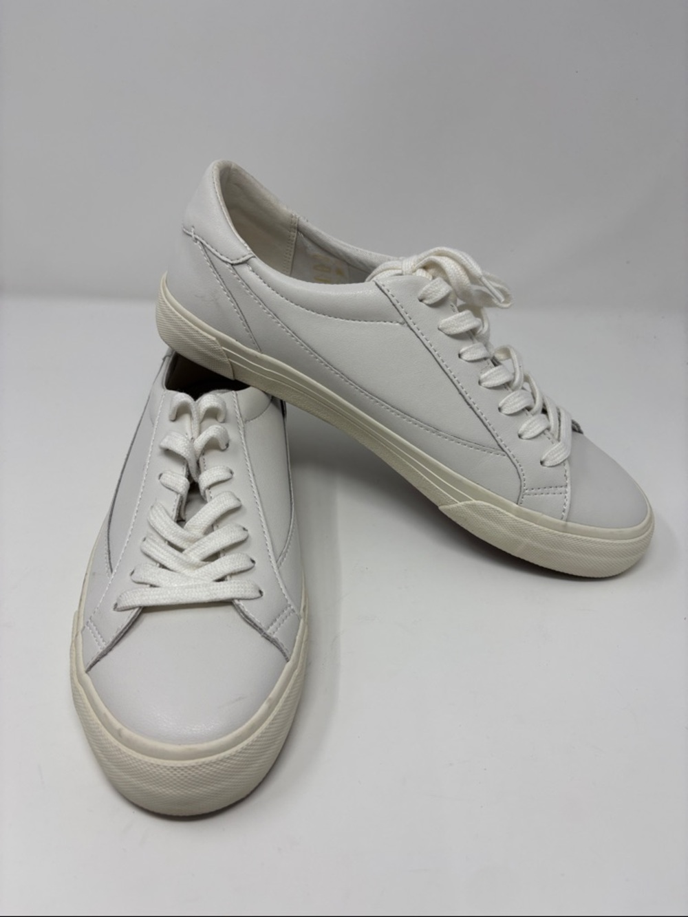 MADEWELL | Minimalist White Leather Low-Top Sneakers men’s 9 women’s 10.5M 10.5